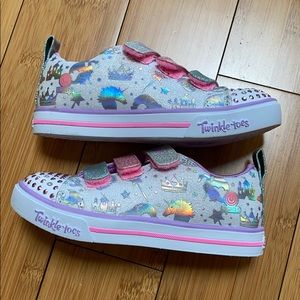 Sketcher twinkle toe sneakers toddler 11